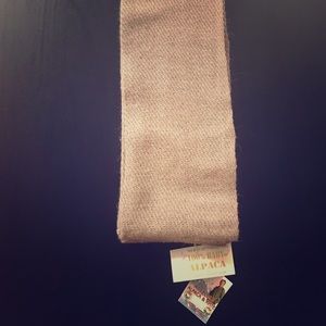 100%Baby Alpaca Wool Scarf.